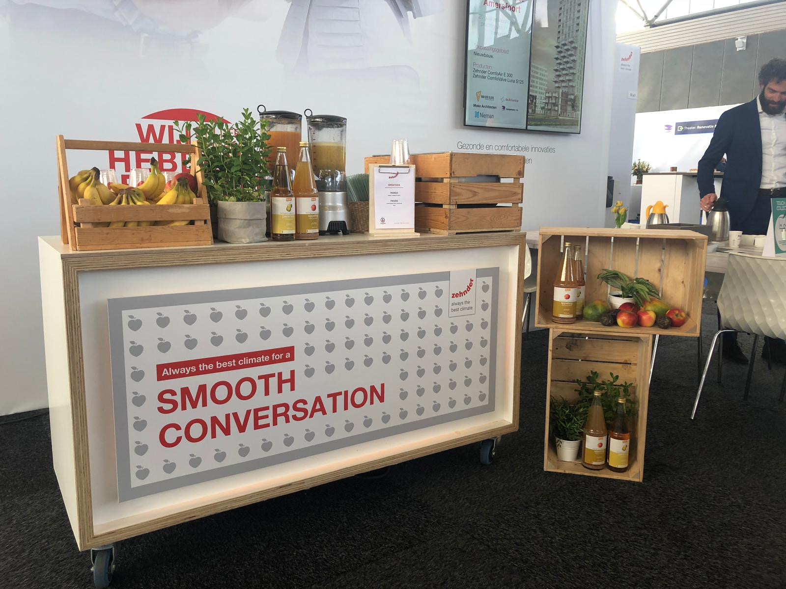 Een mobiele smoothie bar voor een bedrijfsevent