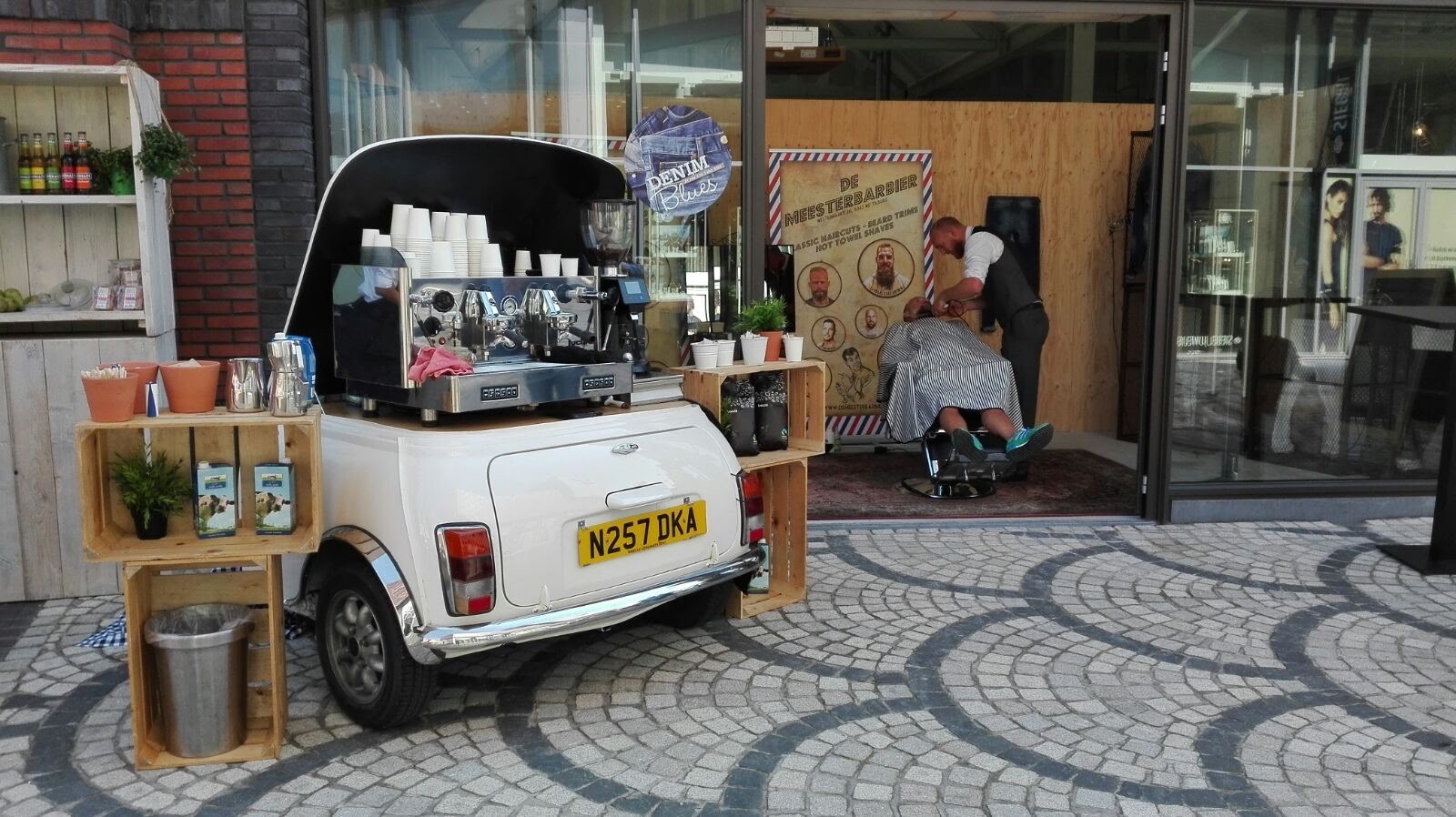 onze espresso mini bar in een winkelcentrum